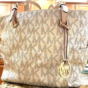 Michael Kors Tote